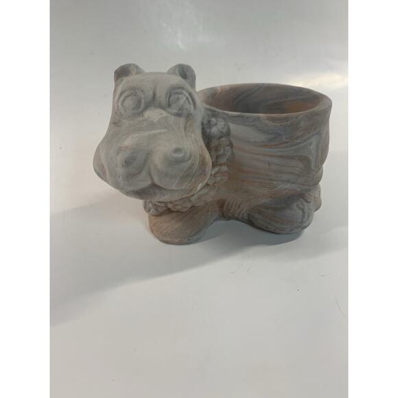 House Hippo Light Terracotta Swirl Sandstone Planter - Picture 2 of 8